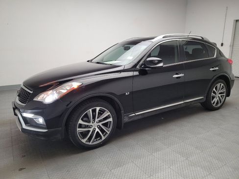Used 2017 INFINITI QX50 2WD w/ Deluxe Touring Package image 2