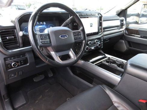 Used 2023 Ford F250 Lariat w/ Sport Appearance Package image 13
