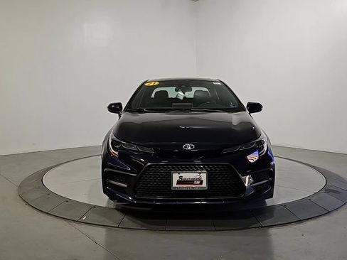 Used 2021 Toyota Corolla SE w/ SE Premium Package FWD image 9