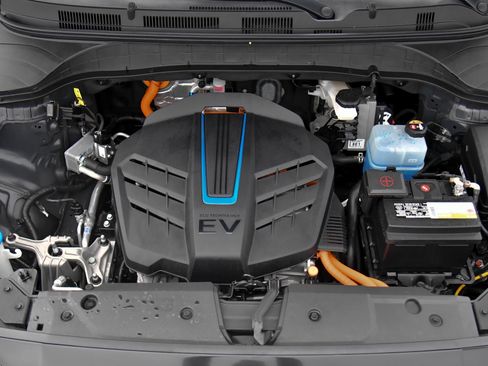 Used 2021 Hyundai Kona Limited FWD image 45