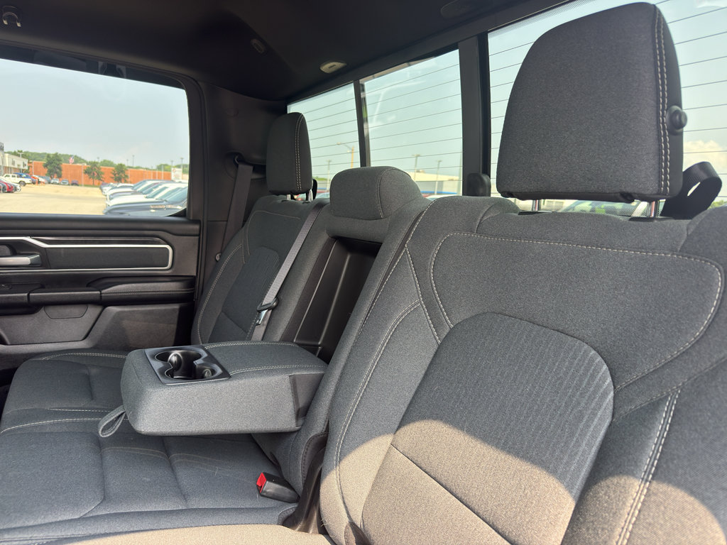 Used 2022 RAM 1500 Big Horn AWD/4WD image 34