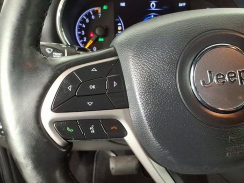 Used 2020 Jeep Grand Cherokee Limited image 15