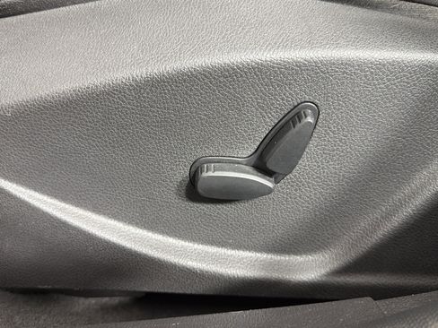 Used 2013 Ford Focus ST FWD image 9