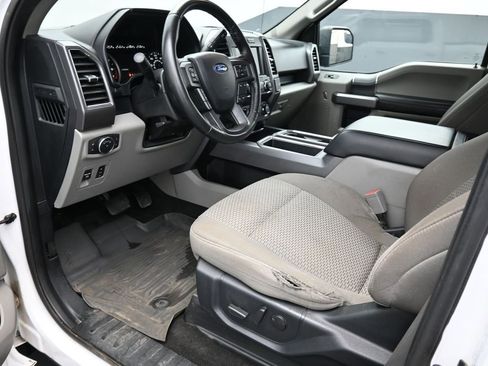 Used 2019 Ford F150 XLT w/ Equipment Group 302A Luxury image 10