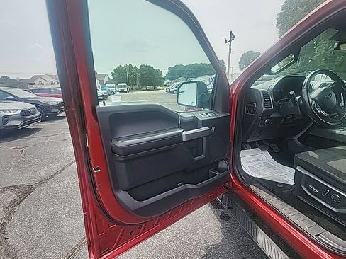 Used 2017 Ford F150 XLT w/ Equipment Group 302A Luxury AWD/4WD image 22