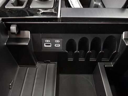 New 2026 Toyota Tundra Platinum AWD/4WD image 41