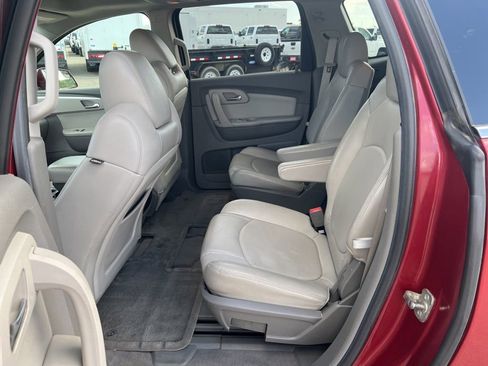 Used 2010 Chevrolet Traverse LT w/ Personal Connectivity Package AWD/4WD image 21
