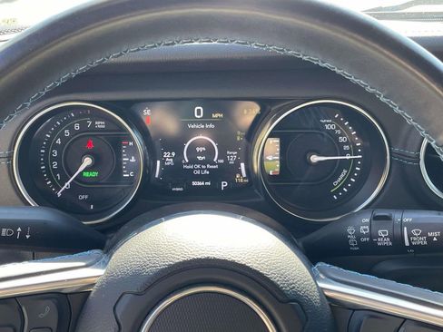 Used 2022 Jeep Wrangler Unlimited Rubicon 4xe image 26