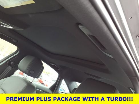 Used 2022 Audi A6 Premium Plus w/ Premium Plus Package image 16