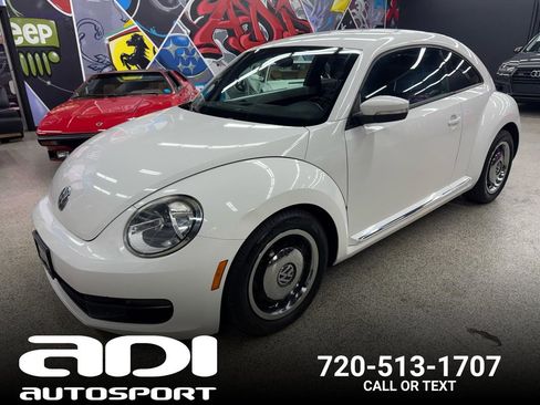 Used 2013 Volkswagen Beetle 2.5 image 1