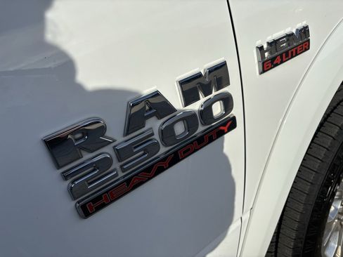 Used 2018 RAM 2500 Laramie w/ Protection Group image 9