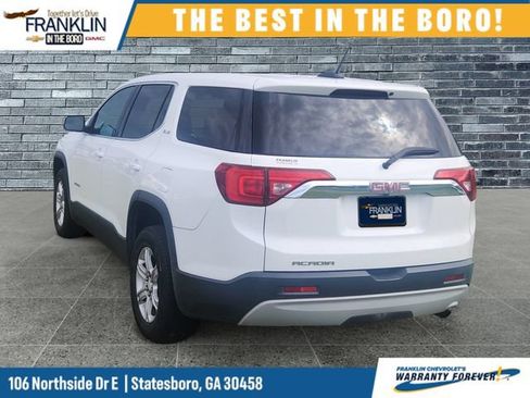 Used 2017 GMC Acadia SLE w/ LPO, Cargo Package FWD image 3