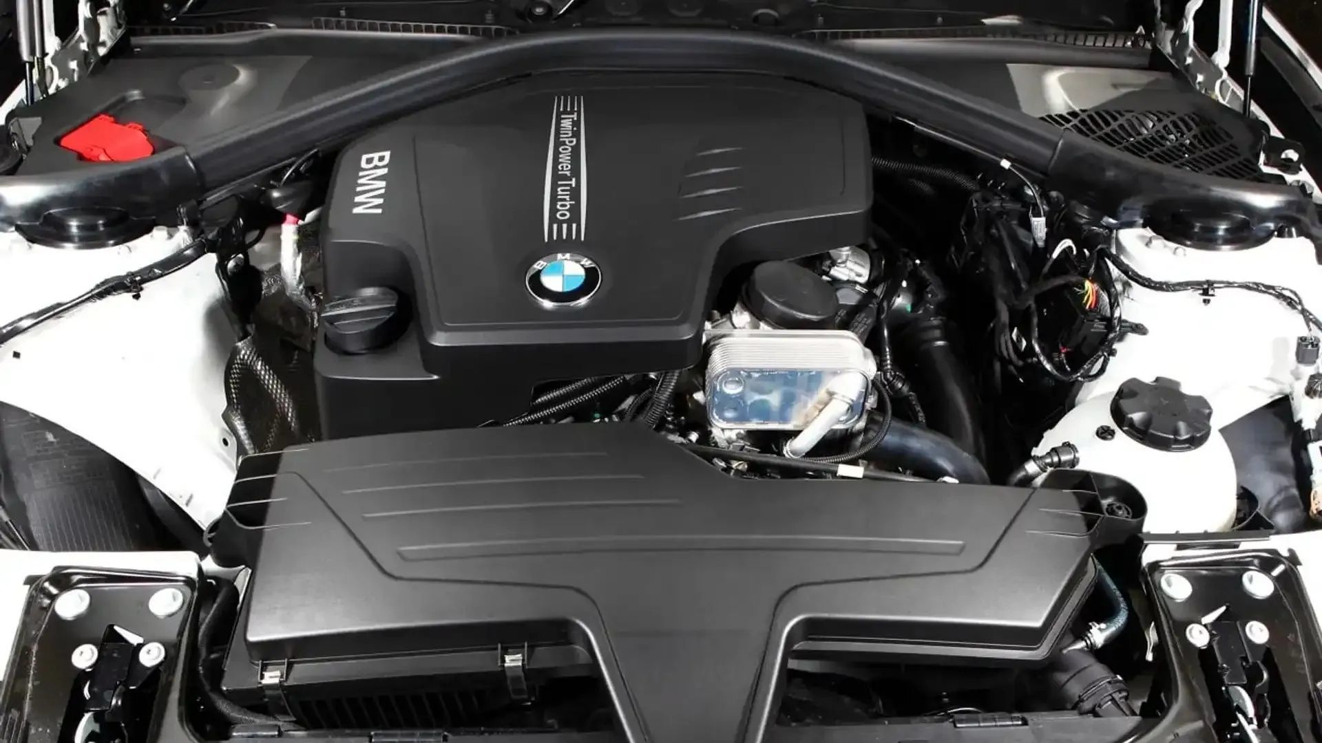 Used 2015 BMW 320i xDrive Sedan AWD/4WD image 15