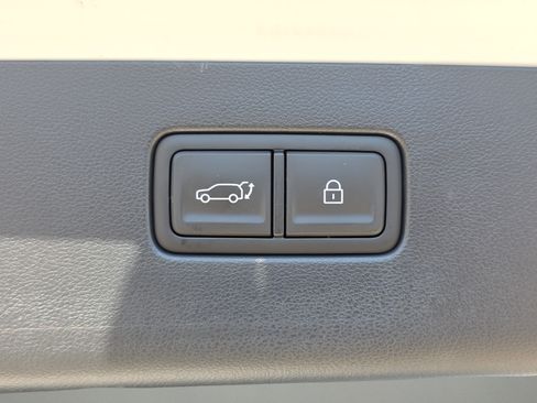 New 2026 Hyundai Ioniq 9 SE AWD/4WD image 15