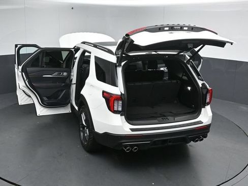 Certified 2025 Ford Explorer ST AWD/4WD image 60