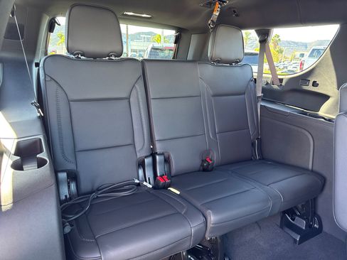 New 2026 GMC Yukon XL Denali image 19