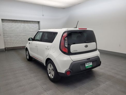Used 2016 Kia Soul FWD image 5