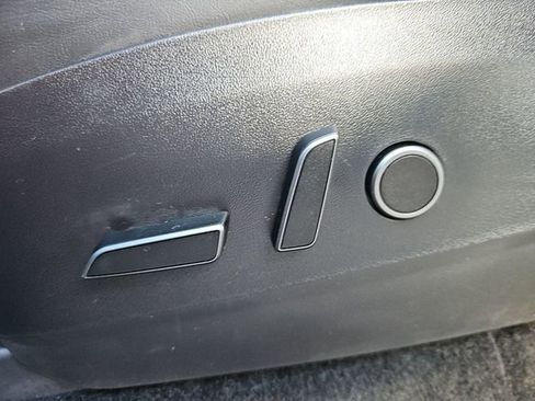 Used 2021 Tesla Model Y Long Range image 16