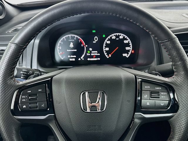 Used 2025 Honda Ridgeline Black Edition image 12