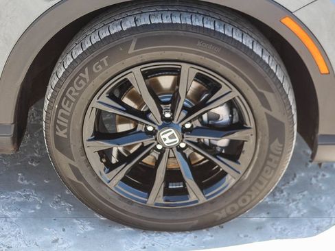 Certified 2025 Honda CR-V Sport image 10