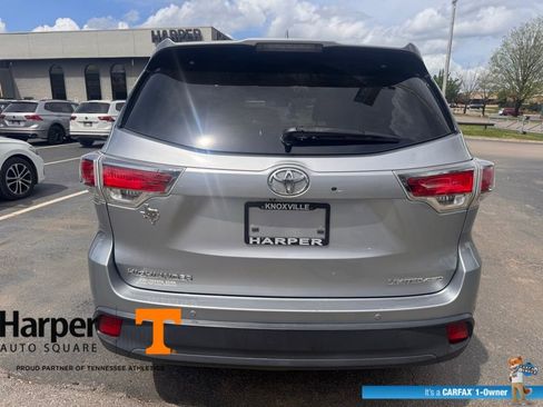 Used 2015 Toyota Highlander Limited Platinum image 4