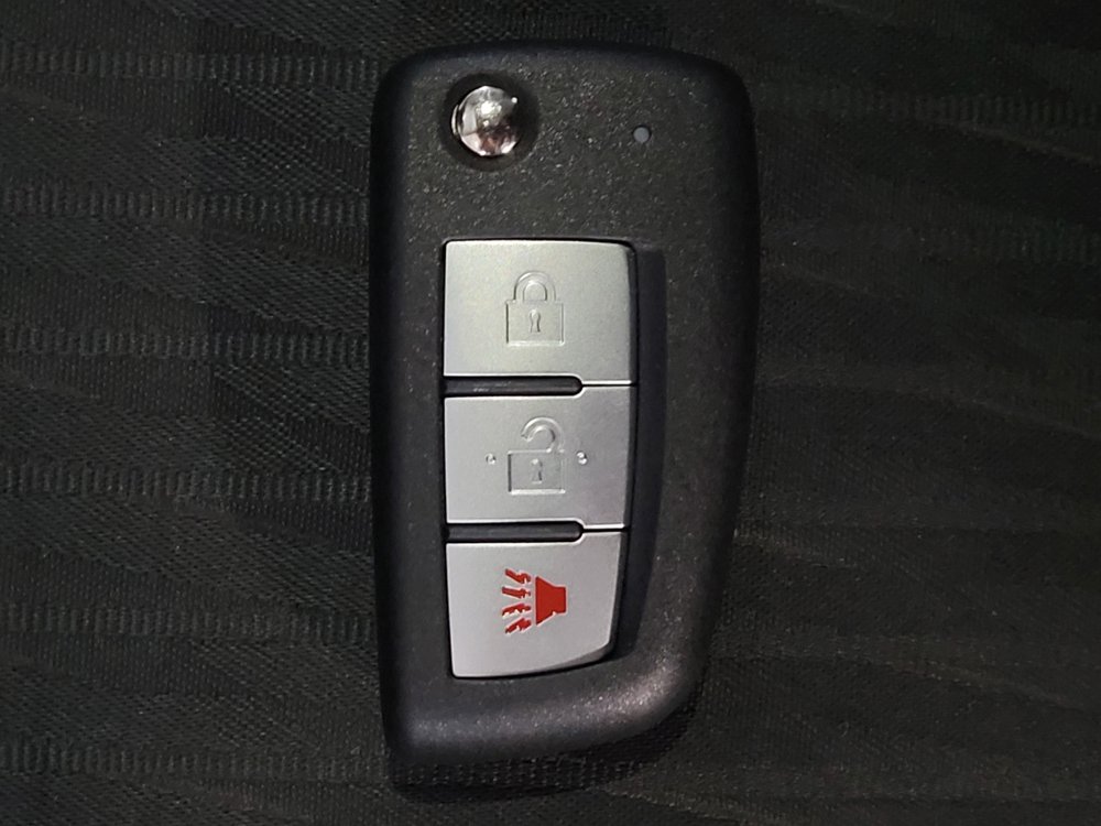 Used 2018 Nissan Rogue S FWD image 32