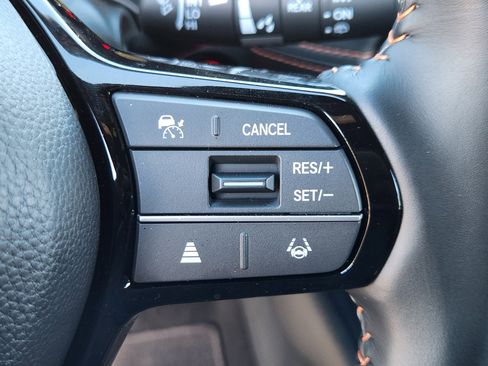 Used 2025 Honda HR-V Sport image 23