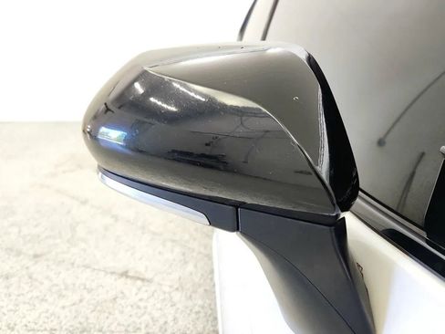 Used 2021 Toyota Camry XSE FWD image 35