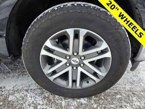 Used 2021 Ford F150 Lariat w/ FX4 Off-Road Package image 5