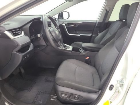 Used 2023 Toyota RAV4 XLE AWD/4WD image 18