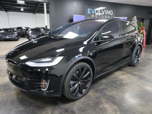 Used 2020 Tesla Model X Long Range image 1