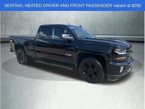 Used 2018 Chevrolet Silverado 1500 LT w/ Midnight Edition AWD/4WD image 9