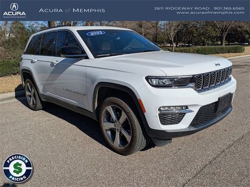 Used 2025 Jeep Grand Cherokee Limited w/ Trailer Tow Package image 8