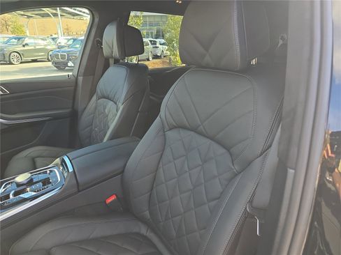 New 2026 BMW X7 xDrive40i w/ M Sport Package image 21