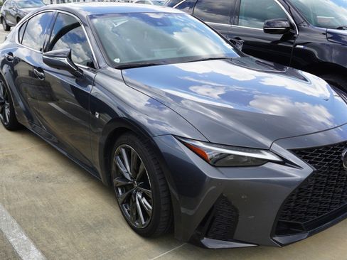 Used 2022 Lexus IS 350 F Sport RWD image 3