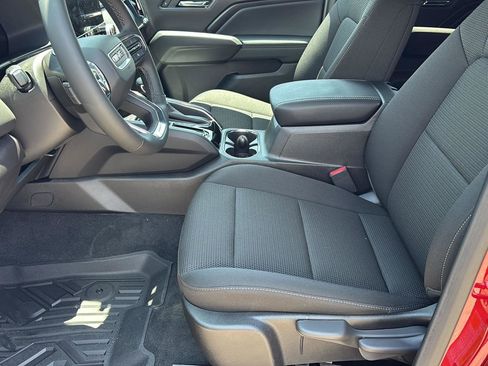 New 2025 GMC Canyon Elevation w/ Convenience Package image 15