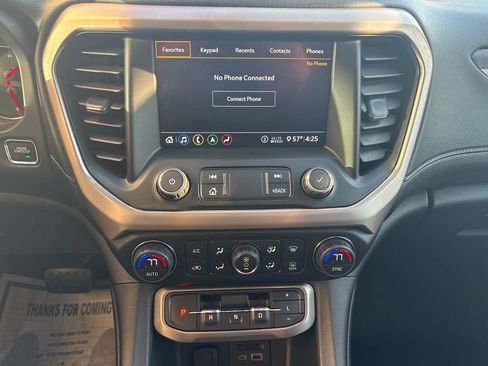 Used 2020 GMC Acadia Denali w/ Technology Package image 28
