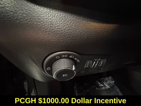 Used 2022 Jeep Compass Limited image 22