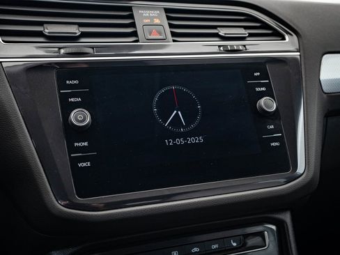 Used 2024 Volkswagen Tiguan S image 29