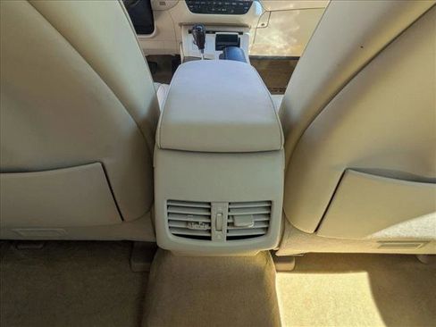Used 2013 Lexus ES 350 w/ Luxury Pkg FWD image 13