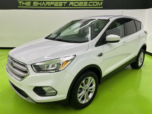 Used 2019 Ford Escape SE AWD/4WD image 5