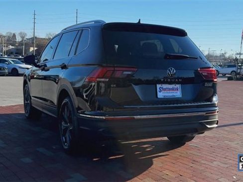 Used 2024 Volkswagen Tiguan SE image 8