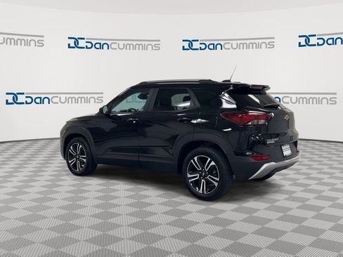 Used 2023 Chevrolet TrailBlazer LT w/ Convenience Package FWD image 6