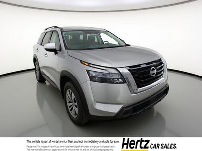 Used 2025 Nissan Pathfinder SV