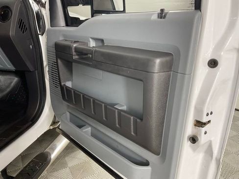 Used 2016 Ford F250 XL w/ Power Equipment Group AWD/4WD image 22