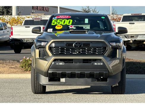 New 2026 Toyota Tacoma TRD Sport image 9