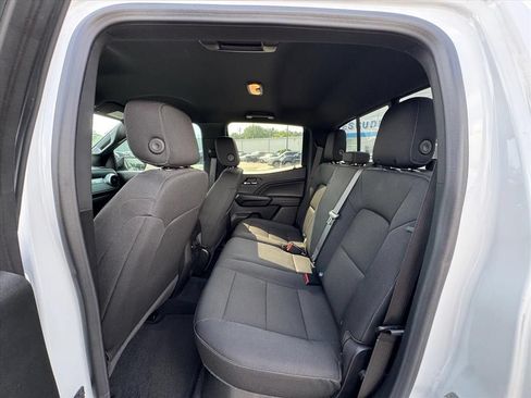 Used 2024 Chevrolet Colorado LT w/ LT Convenience Package RWD image 11