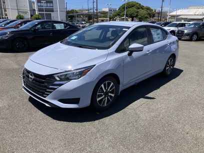 New 2025 Nissan Versa SV w/ Trunk Package