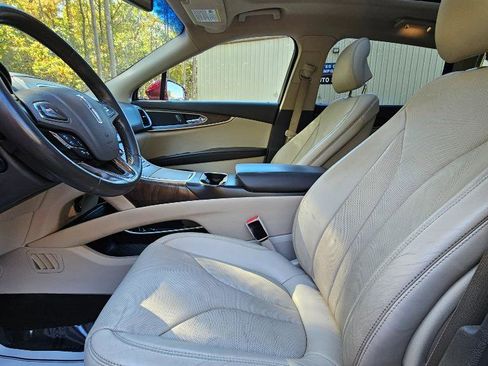 Used 2016 Lincoln MKX Reserve w/ Technology Package image 29