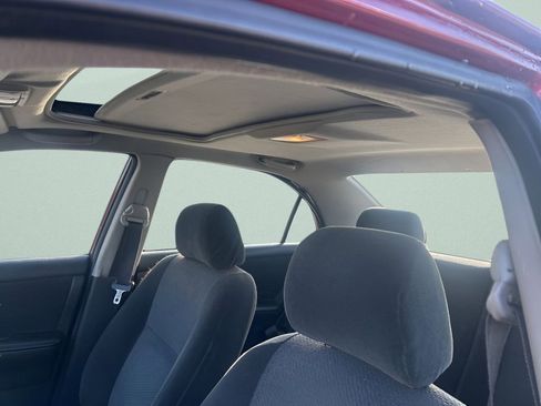 Used 2004 Toyota Corolla S image 19